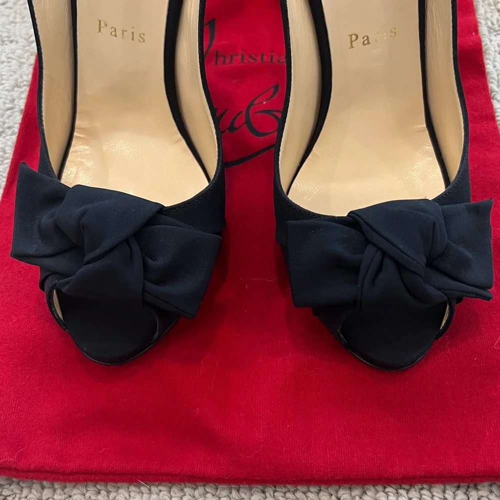 Christian Louboutin Slingback Open-toe Heels with Bows, Black and size 37.5